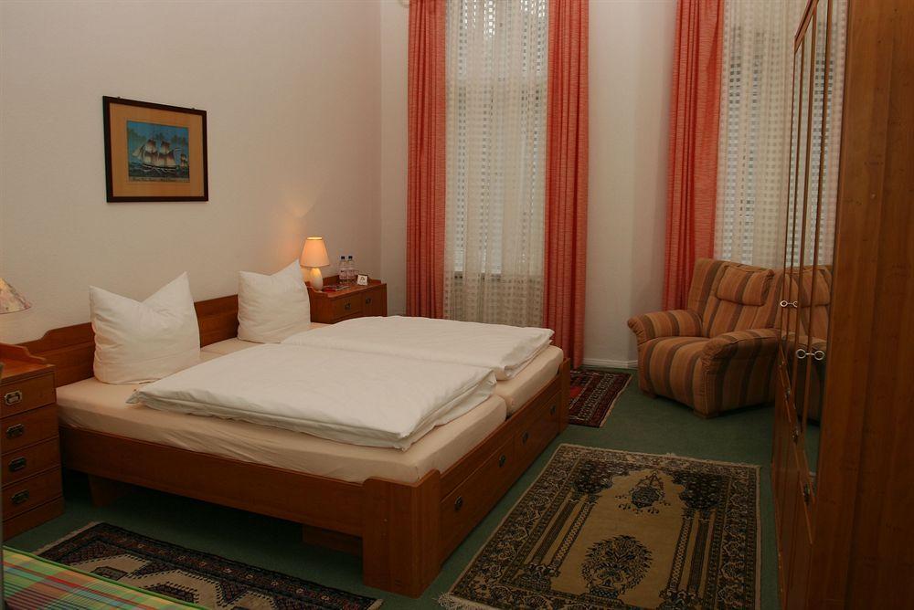 Hotel Pension Fasanenhaus Berlin Ngoại thất bức ảnh