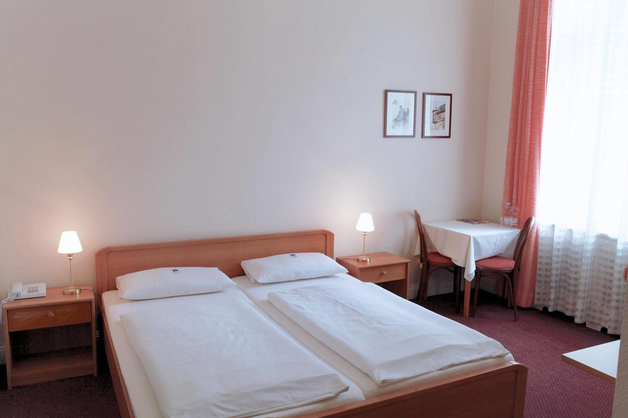 Hotel Pension Fasanenhaus Berlin Ngoại thất bức ảnh