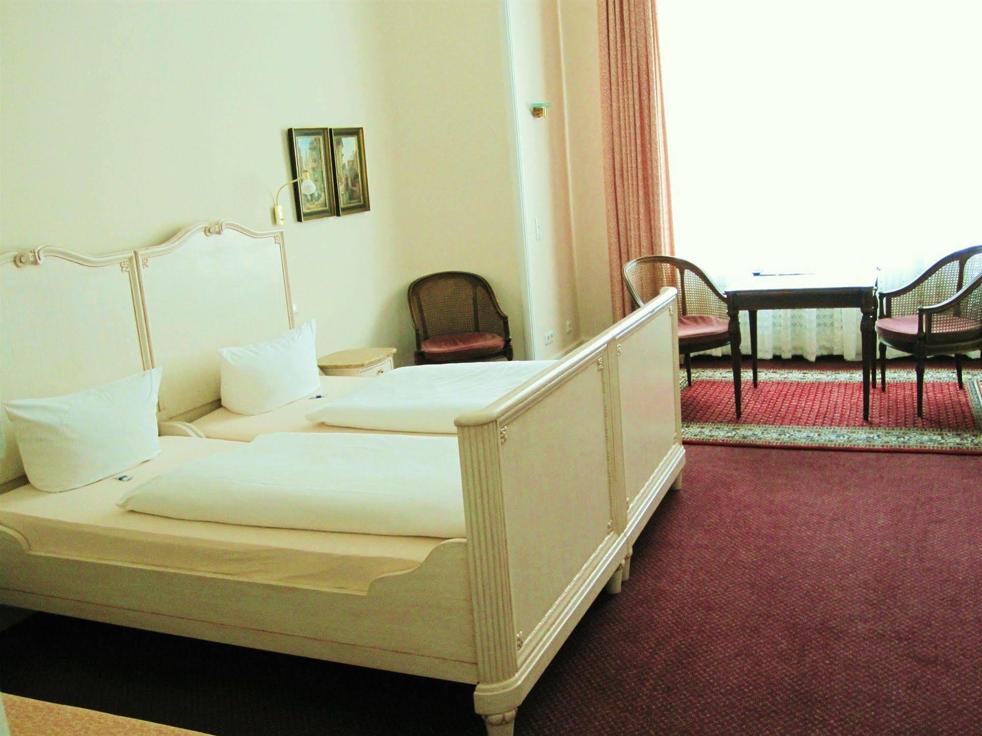 Hotel Pension Fasanenhaus Berlin Ngoại thất bức ảnh